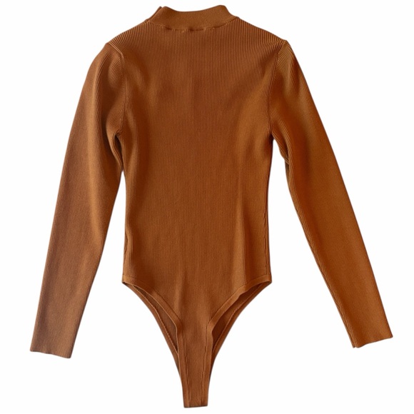 ASTR THE LABEL SANDRA MOCK NECK BODYSUIT - Picture 3 of 4